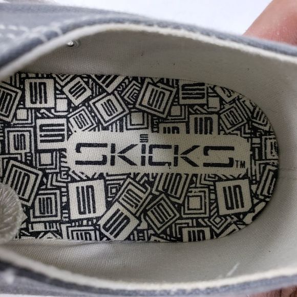 Skicks OSU Buckeyes low top sneakers sz W-9 M-7 - Picture 8 of 8